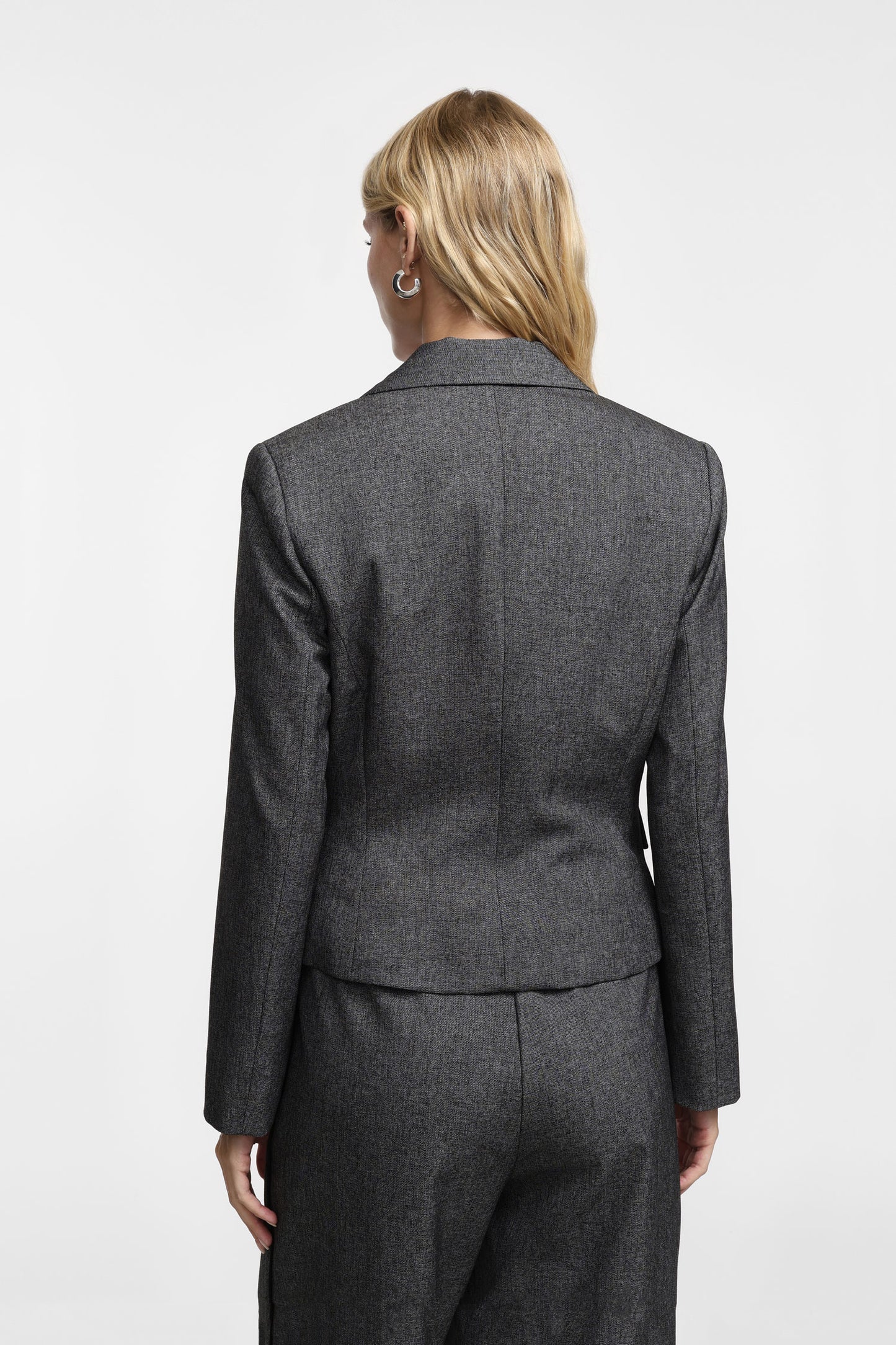 Cropped blazer with double buttons