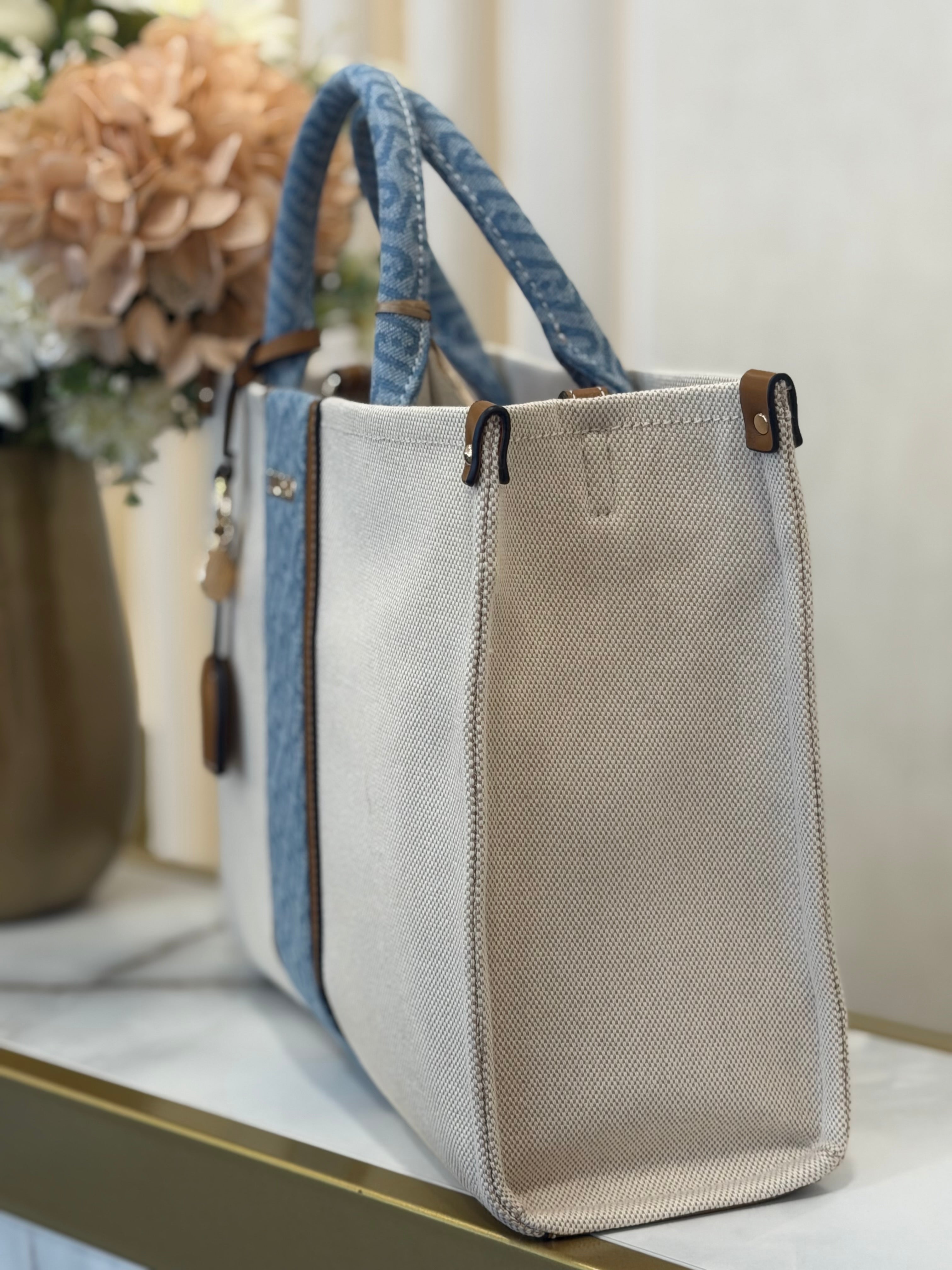 Medium jacquard bag