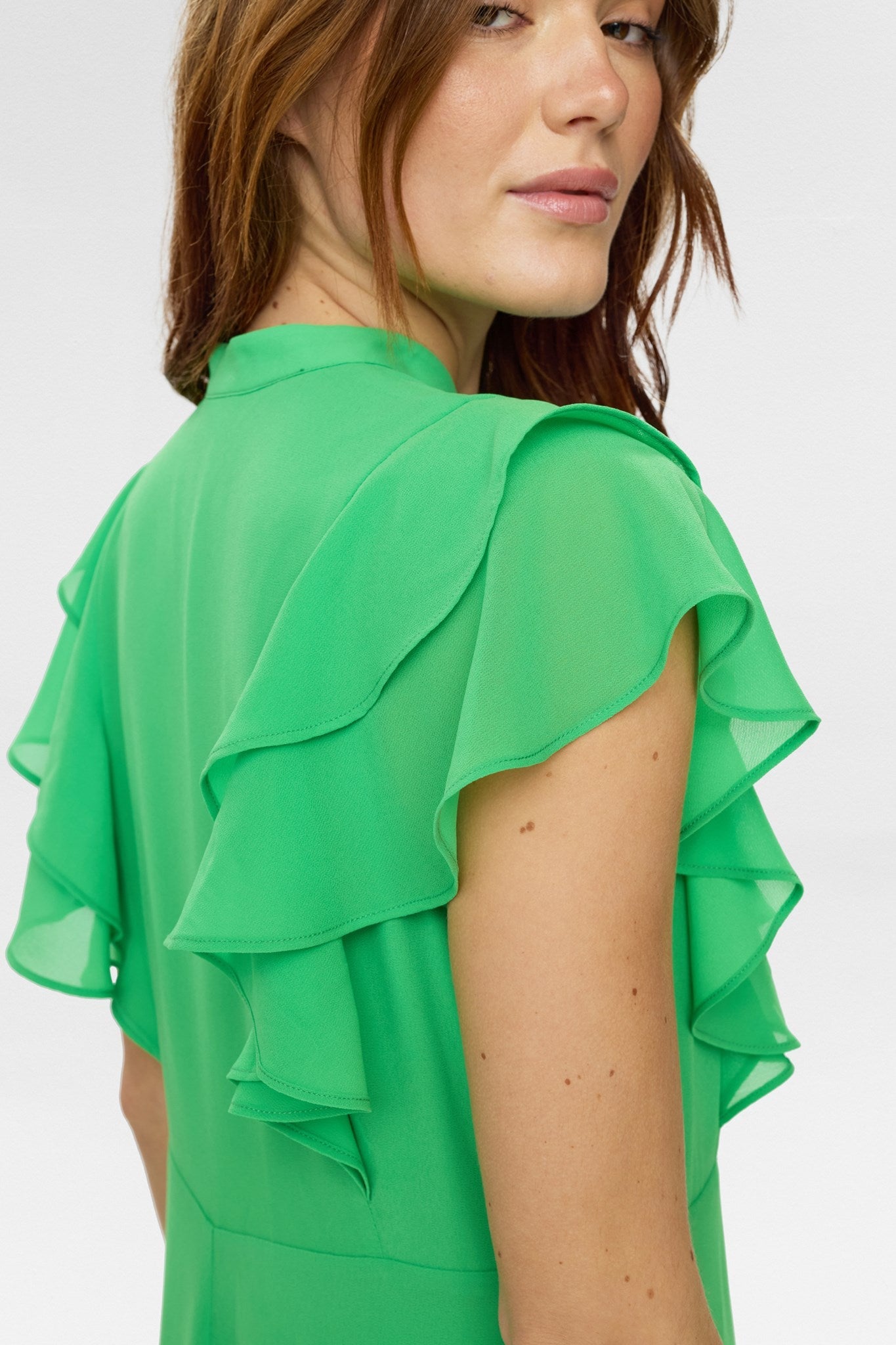 NUPARISA RUFFLE DRESS - Vibrant Green