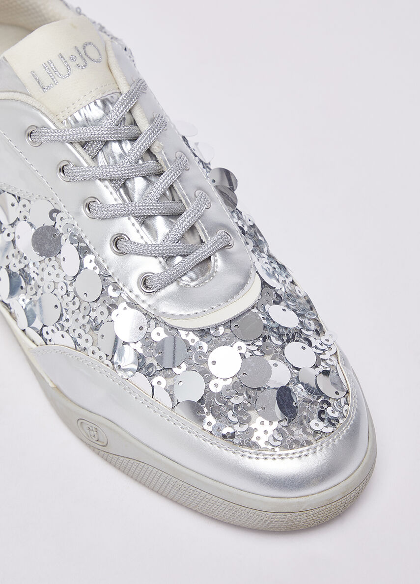 Sneakers with maxi-sequins