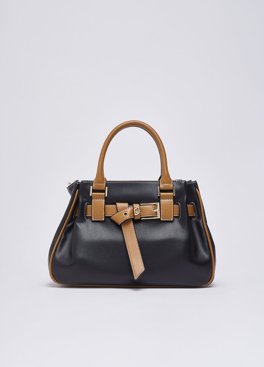 Small bag with buckle