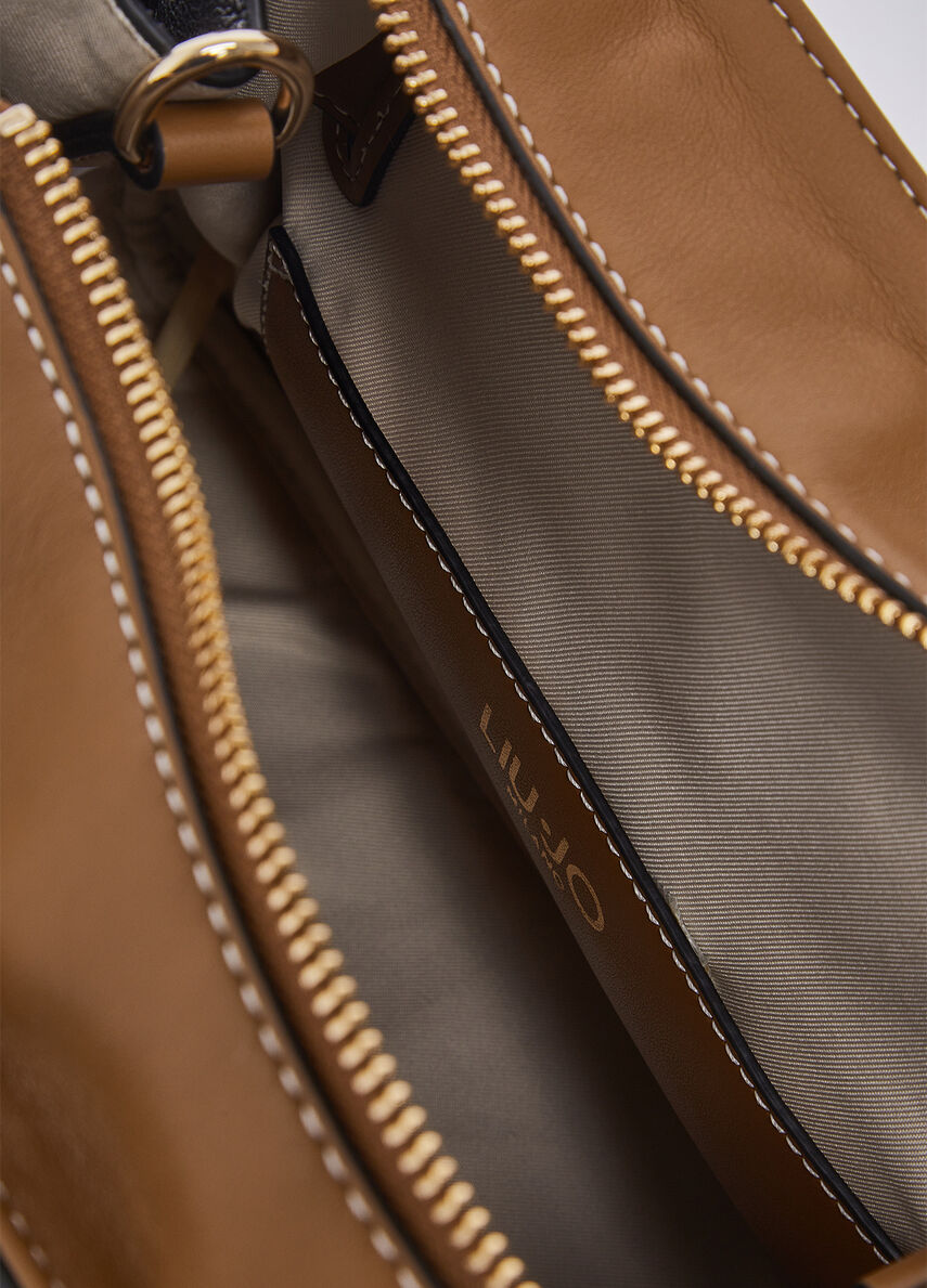 Small bag with buckle