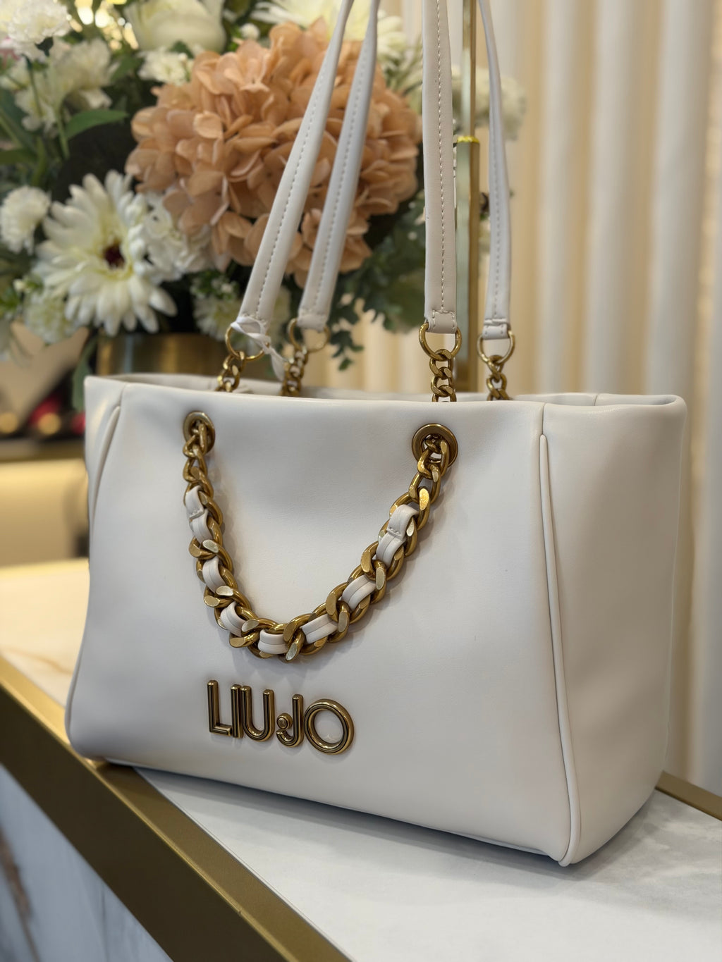 Mala Liu Jo