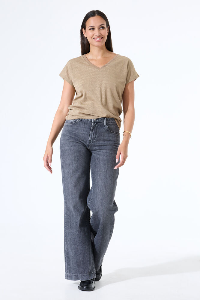 Brown T-shirt